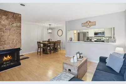 461 Dela Vina Ave 103, Monterey, CA 93940 - Photo 1