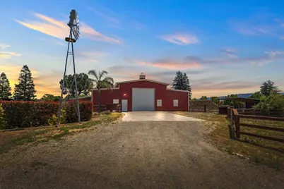 10531 Korn Ln, Gilroy, CA 95020 - Photo 60