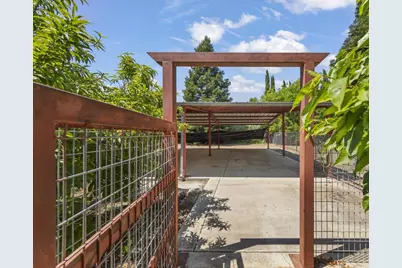10531 Korn Ln, Gilroy, CA 95020 - Photo 52