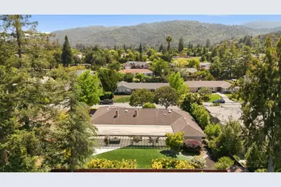 20653 Woodward Ct, Saratoga, CA 95070 - Photo 56