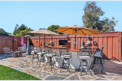 12575 Foothill Ave, San Martin, CA 95046 - Photo 30