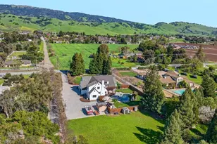 12575 Foothill Ave, San Martin, CA 95046 - Photo 60
