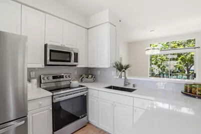 154 Paseo Ct, Mountain View, CA 94043 - Photo 16