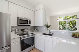 154 Paseo Ct, Mountain View, CA 94043 - Photo 16