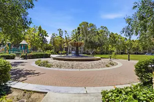 154 Paseo Ct, Mountain View, CA 94043 - Photo 34