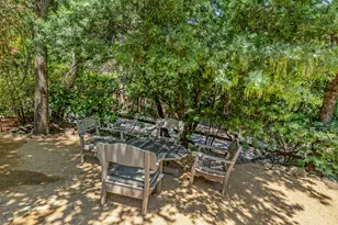 103 Toyon Ct, Woodside, CA 94062 - Photo 38