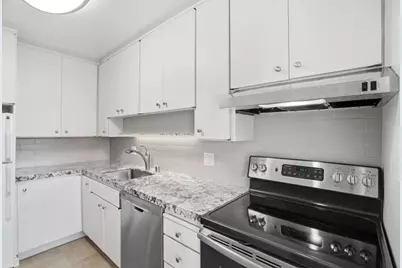 803 N Humboldt St 405, San Mateo, CA 94401 - Photo 4