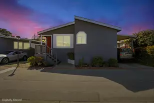 20 Russell Rd 8, Salinas, CA 93906 - Photo 2