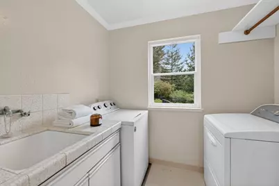 1523 Perez Dr, Pacifica, CA 94044 - Photo 32