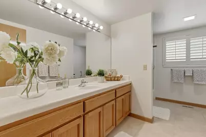 860 S Ridgemark Dr, Hollister, CA 95023 - Photo 30