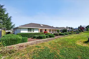 860 S Ridgemark Dr, Hollister, CA 95023 - Photo 44