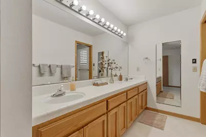 860 S Ridgemark Dr, Hollister, CA 95023 - Photo 34