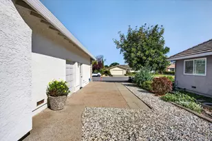 860 S Ridgemark Dr, Hollister, CA 95023 - Photo 46