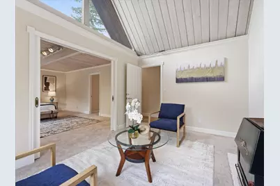 Hawthorne Avenue, Los Altos, CA 94022 - Photo 20