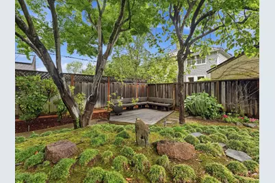 Hawthorne Avenue, Los Altos, CA 94022 - Photo 32