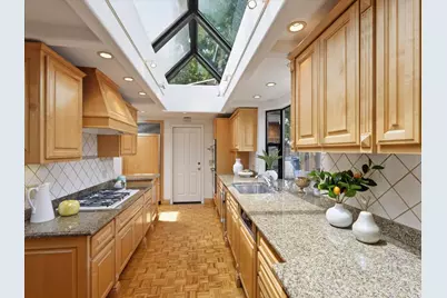 Hawthorne Avenue, Los Altos, CA 94022 - Photo 12