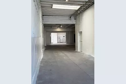 2414 San Bruno Ave, San Francisco, CA 94134 - Photo 2