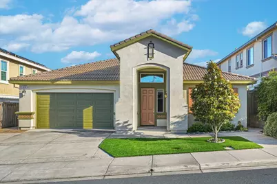 2036 Aragon Dr, Pittsburg, CA 94565 - Photo 2