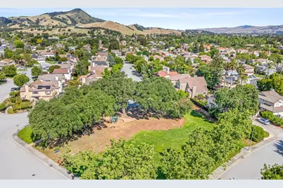 312 La Vela Ct, Morgan Hill, CA 95037 - Photo 54