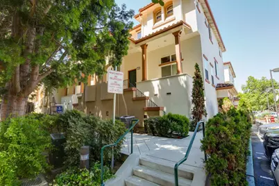 1352 McKinley Ct, San Jose, CA 95126 - Photo 2