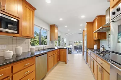 861 Dorel Dr, San Jose, CA 95132 - Photo 10