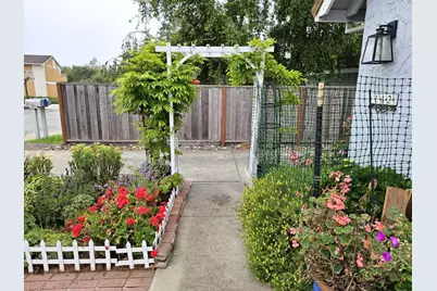 142 Bar Harbor Ct, Aptos, CA 95003 - Photo 40