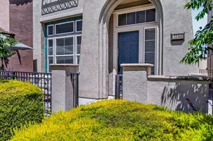 2244 Hendy Ln, San Jose, CA 95124 - Photo 2