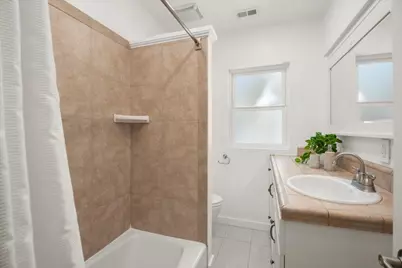 2351 Fruitdale Ave, San Jose, CA 95128 - Photo 22