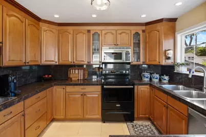 512 12th St, Pacific Grove, CA 93950 - Photo 16