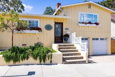 512 12th St, Pacific Grove, CA 93950 - Photo 2