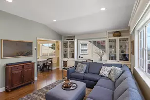 512 12th St, Pacific Grove, CA 93950 - Photo 8