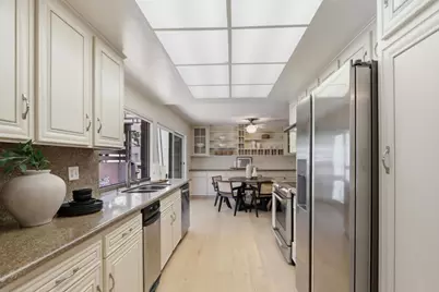 1709 Cherryhills Ln, San Jose, CA 95125 - Photo 16