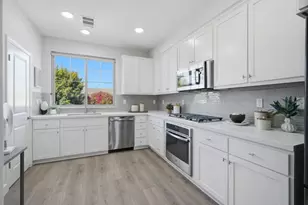 605 Cinnamon Cir, Mountain View, CA 94043 - Photo 6
