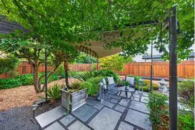 1125 Carlton Ave, Menlo Park, CA 94025 - Photo 36
