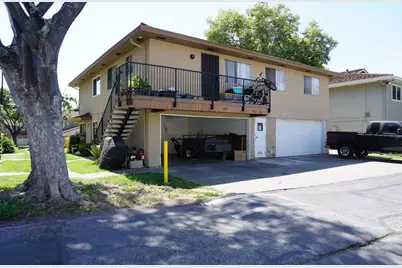 902 Gilchrist 3, San Jose, CA 95133 - Photo 2