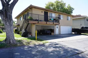 902 Gilchrist Wkwy 3, San Jose, CA 95133 - Photo 2