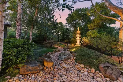 12728 La Cresta Dr, Los Altos Hills, CA 94022 - Photo 58