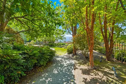 12728 La Cresta Dr, Los Altos Hills, CA 94022 - Photo 48