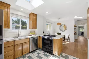 365 Pennsylvania Ave, Los Gatos, CA 95030 - Photo 50