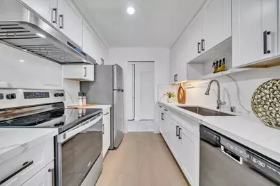 100E Middlefield Rd 3H, Mountain View, CA 94043 - Photo 8