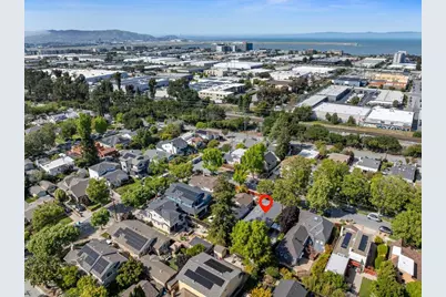 1447 Laguna Ave, Burlingame, CA 94010 - Photo 52