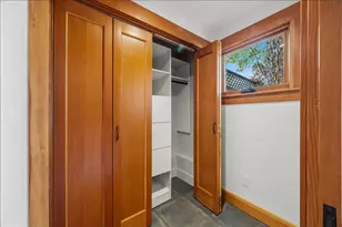1447 Laguna Ave, Burlingame, CA 94010 - Photo 36