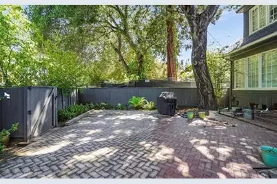 1124 Douglas Ave, Burlingame, CA 94010 - Photo 6