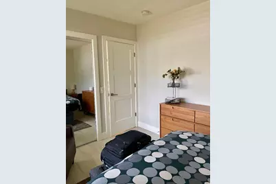 1124 Douglas Ave, Burlingame, CA 94010 - Photo 20