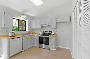 1530 Leila Ct, Santa Cruz, CA 95062 - Photo 8
