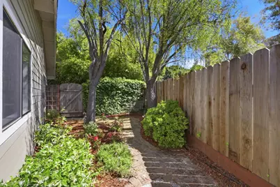 1530 Leila Ct, Santa Cruz, CA 95062 - Photo 24