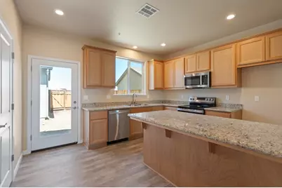 133 Carmona, King City, CA 93930 - Photo 6