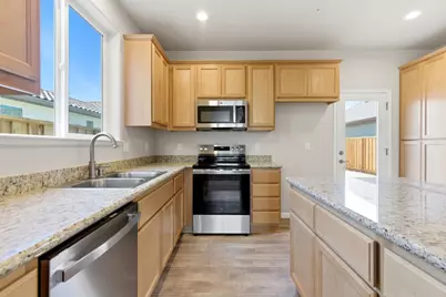 150 Brunia, King City, CA 93930 - Photo 14