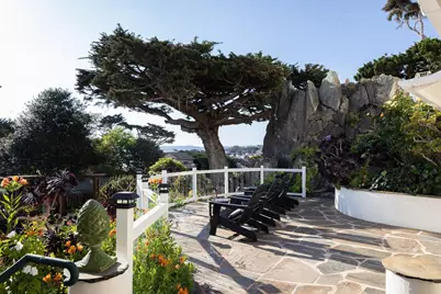888 Del Monte Blvd, Pacific Grove, CA 93950 - Photo 30