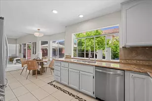 5696 Blackhawk Ct, San Jose, CA 95123 - Photo 10